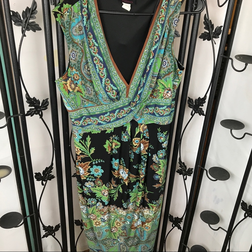 4x dress, sleeveless knee length flattering